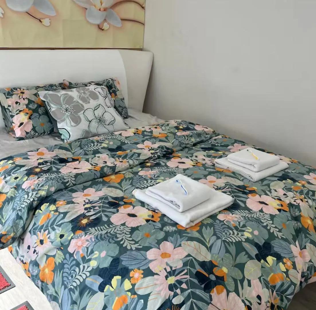 Cozy And Close To Nature, With Free Parking! Vantaa Apartment