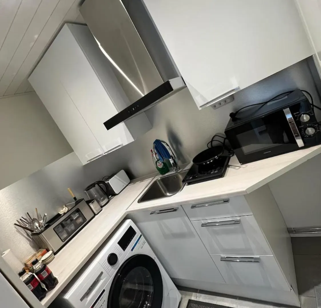 Cozy And Close To Nature, With Free Parking! Vantaa 0*,  Finland